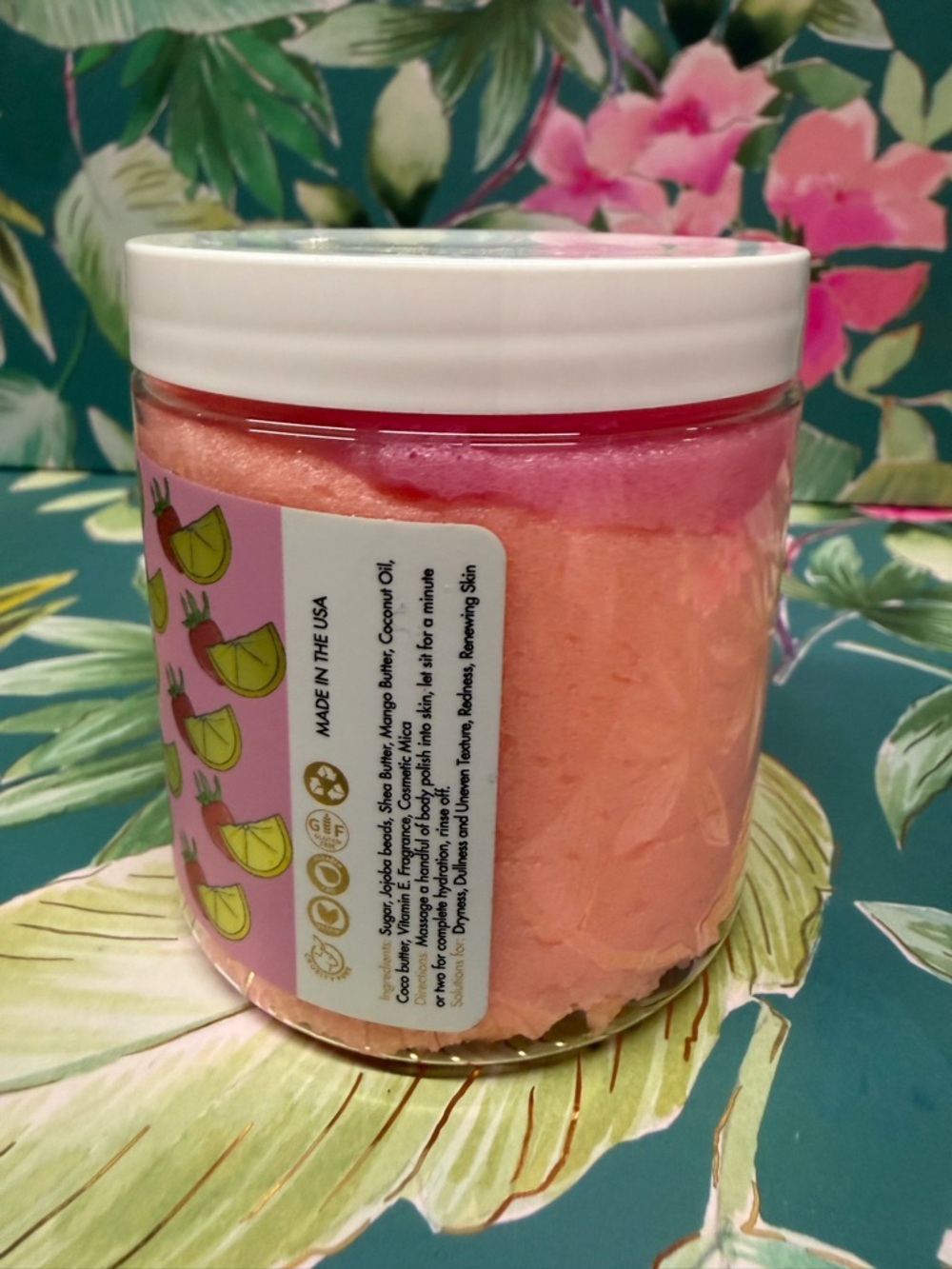 Aminnah Strawberry Citrus Sugar Scrub NWT - Picture 4 of 5